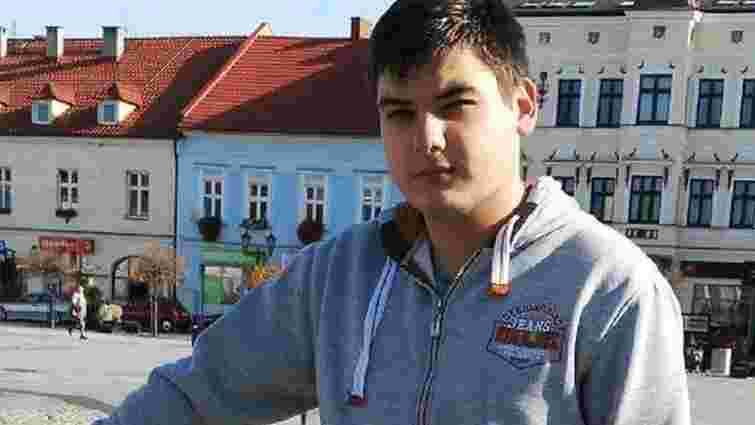 У Варшаві вийшов з коми український студент, на якого з хмарочоса впав самогубець