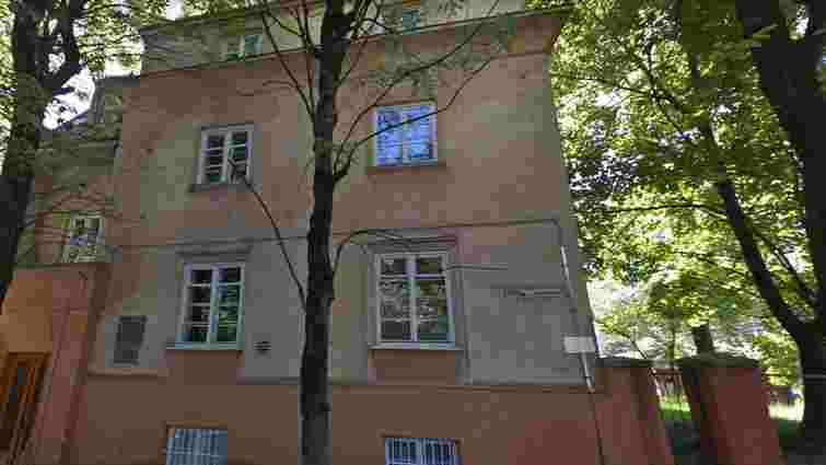 Приміщення онкополіклініки у Львові здадуть в оренду під приватний будинок престарілих