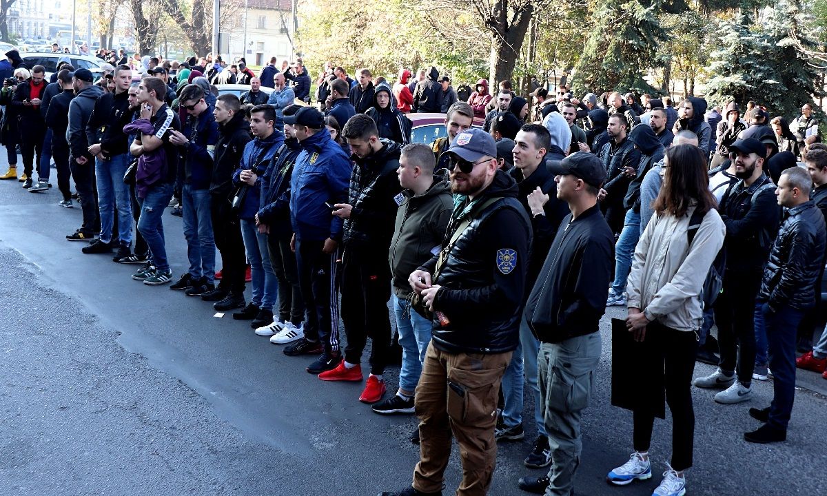Протестувальники зірвали нараду в ЛОДА з вимогами звільнити начальника поліції