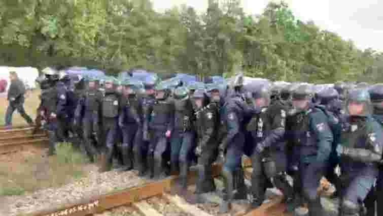 Львівських поліцейських почали перевіряти через розгін людей у Соснівці