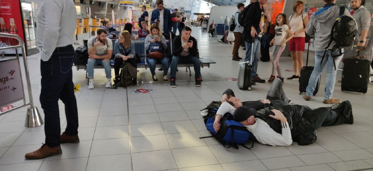 Пасажири авіарейсу Ґданськ-Львів 9 годин не могли виїхати із запасного аеропорту Кошице