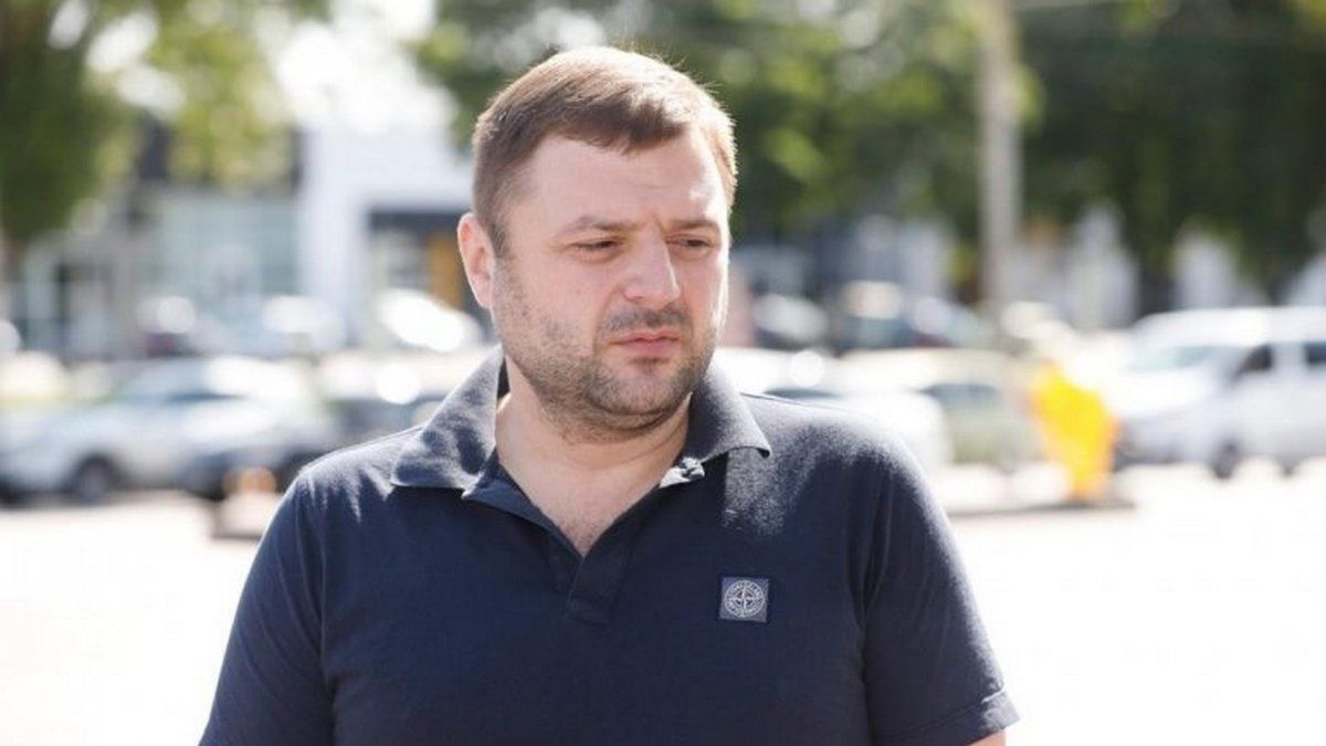 В харківському аеропорту затримали заступника мера Дніпра