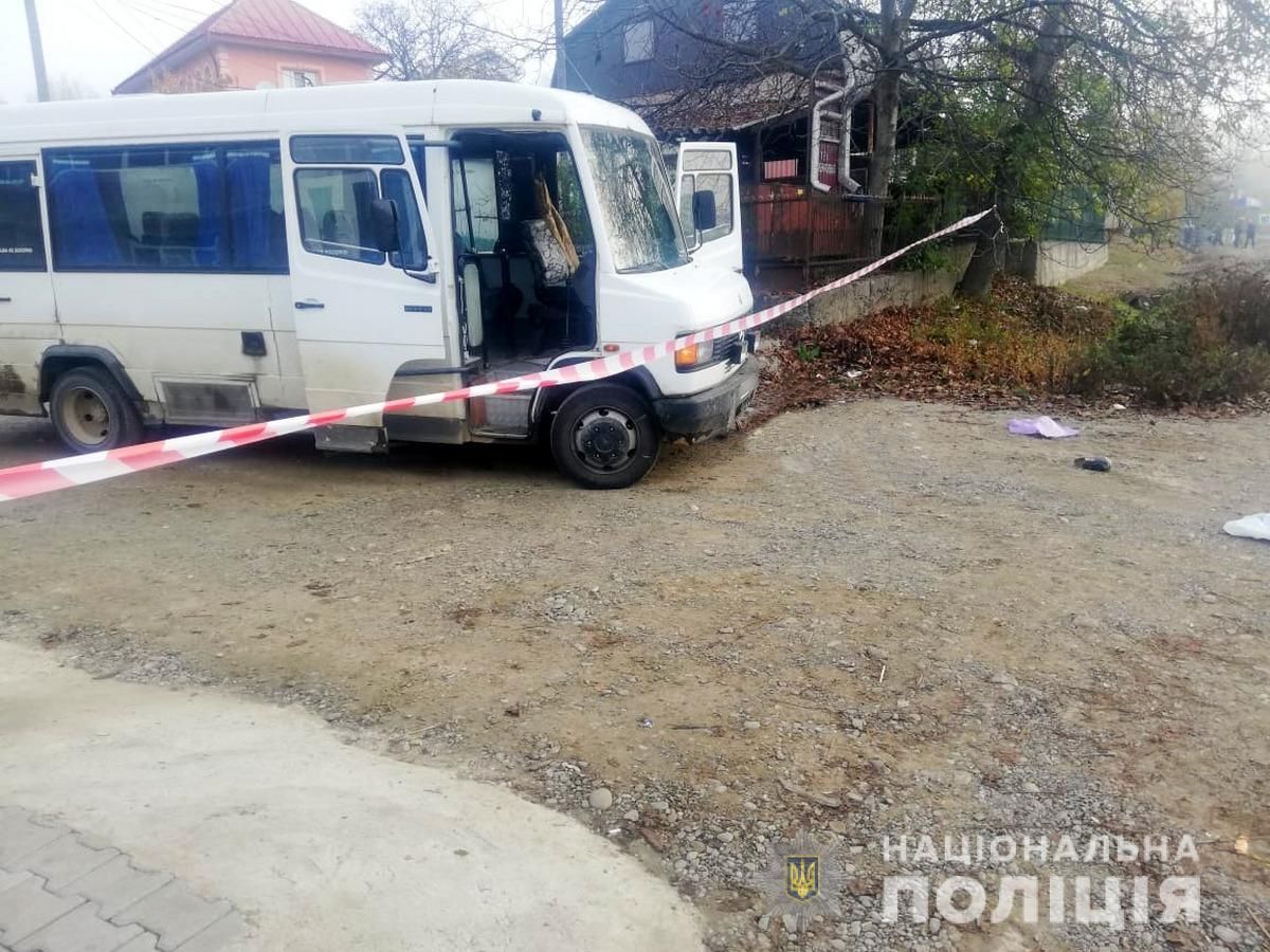 Сільська вчителька на Буковині загинула під колесами автобуса після виходу з нього
