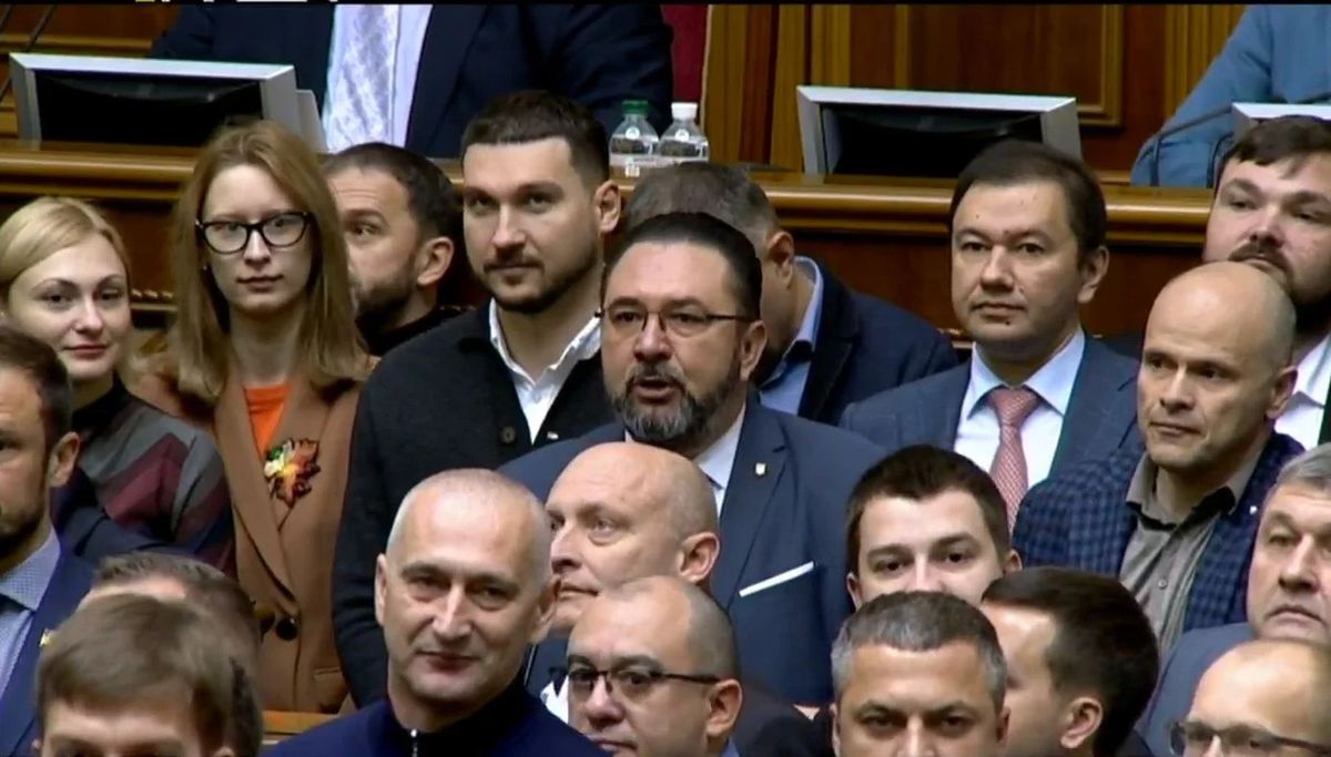 У Верховній Раді заблокували трибуну через заяви львівської депутатки Софії Федини