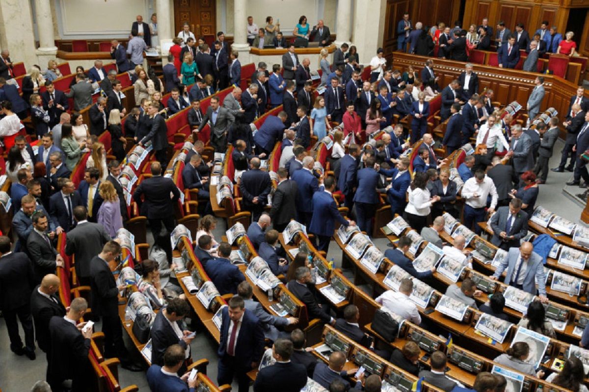 Верховна Рада повернула кримінальну відповідальність за незаконне збагачення
