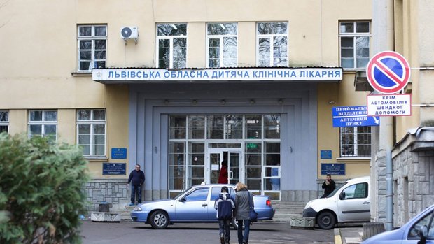 Травмована наляканими кіньми 15-річна дівчинка ледь не втратила ногу