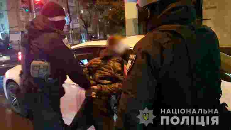 Поліція викрила банду озброєних фальшивомонетників у Чернівцях
