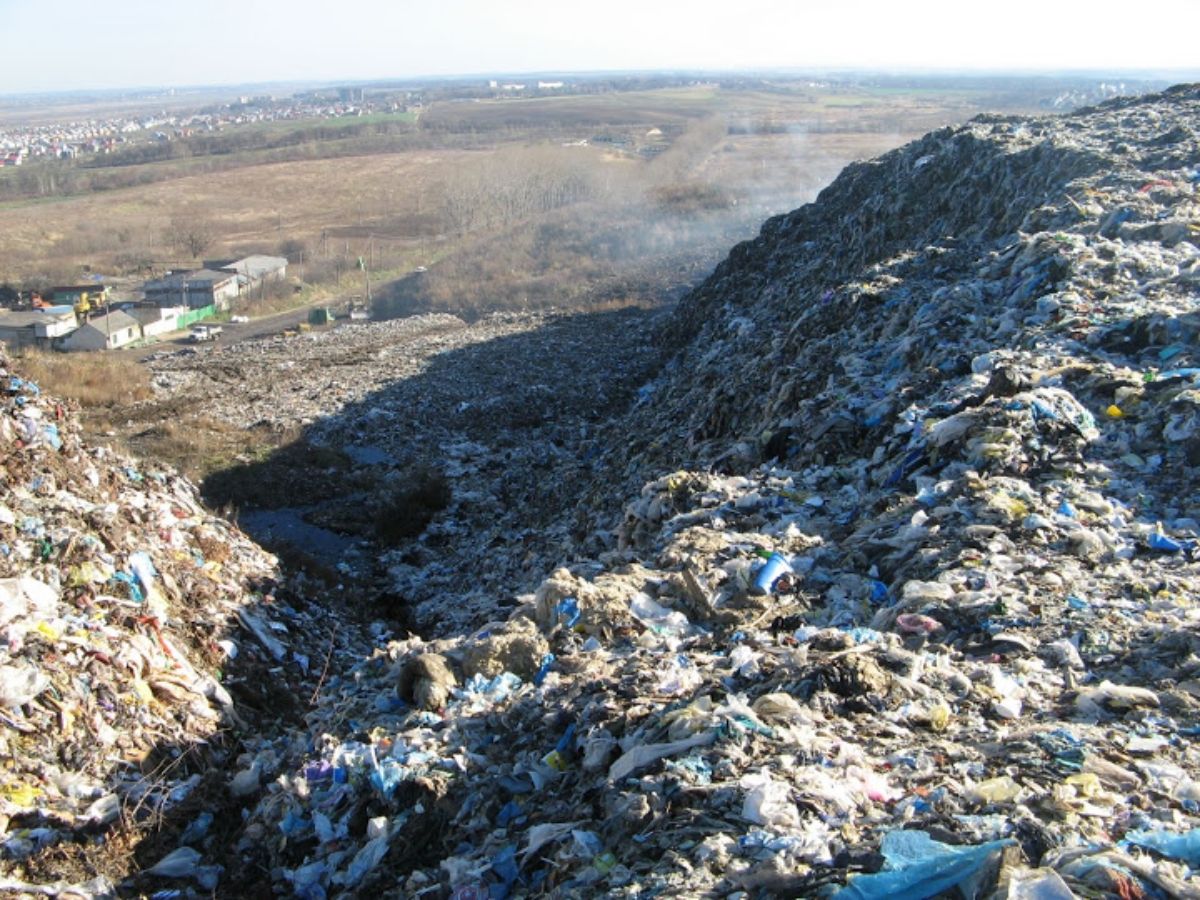 Малехів відсудив у львівської мерії 2,2 млн грн за обвал на Грибовицькому сміттєзвалищі