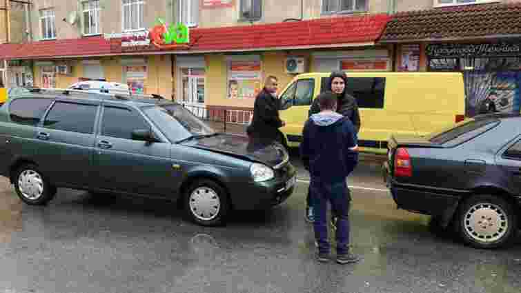Заступник мера Самбора потрапив у ДТП на автомобілі фірми нардепа Лопушанського