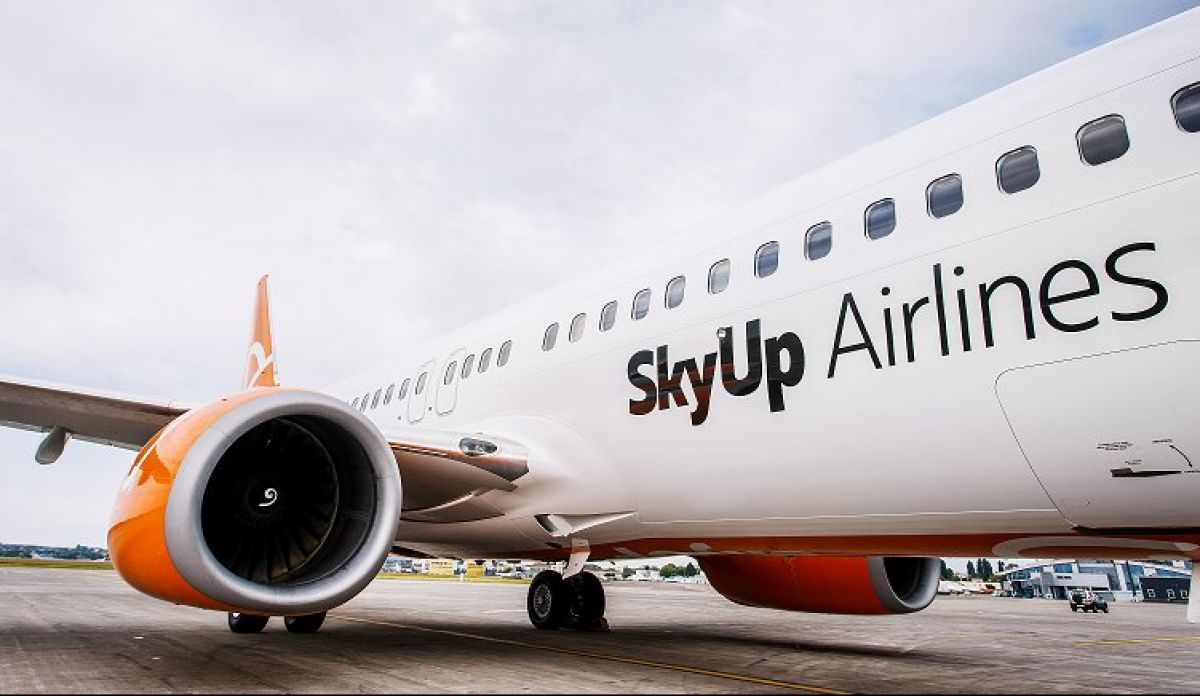 Під час посадки у Єгипті загорілося шасі літака авіакомпанії SkyUp