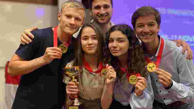 Двоє студентів зі Львова перемогли на конкурсі інновацій у Сінгапурі  