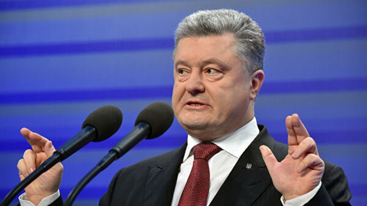 Петро Порошенко повернувся в Україну через підозру ДБР