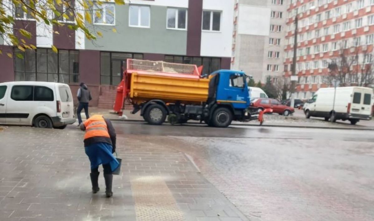 Через сильну ожеледицю у Львові різко зросла кількість ДТП