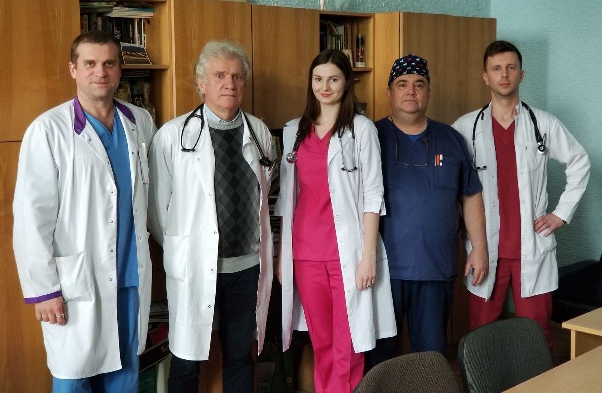 Львівські хірурги провели унікальну операцію чоловікові з підковоподібною ниркою