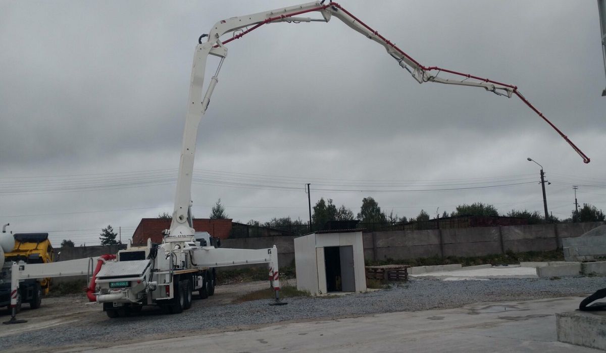 Львівська міськрада відмовилась розглядати оренду землі компанії Медведчука і Козака