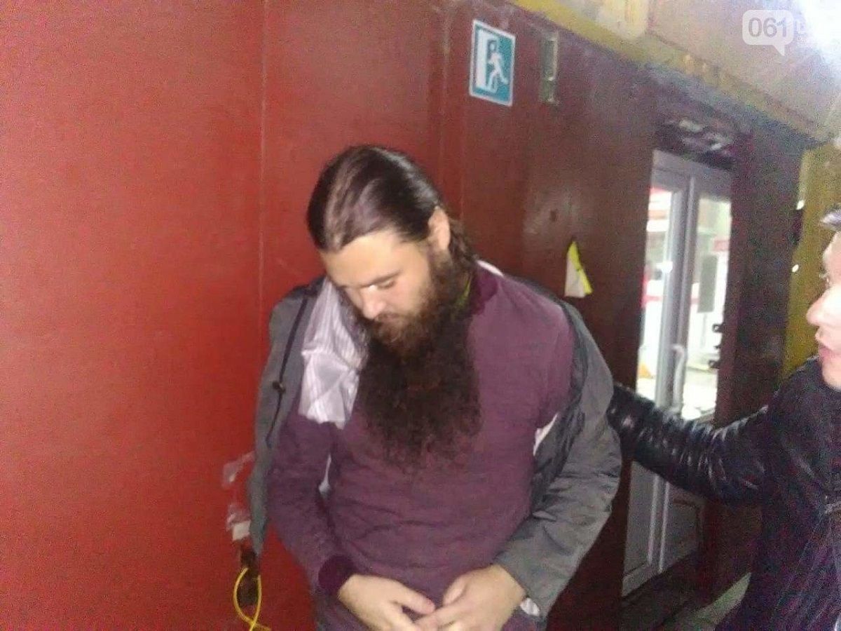 Помічника митрополита УПЦ МП у Запоріжжі затримали з наркотиками