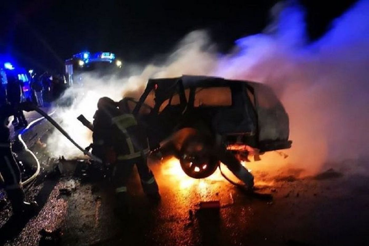Біля Чернівців в ДТП загинули двоє дорослих і дитина