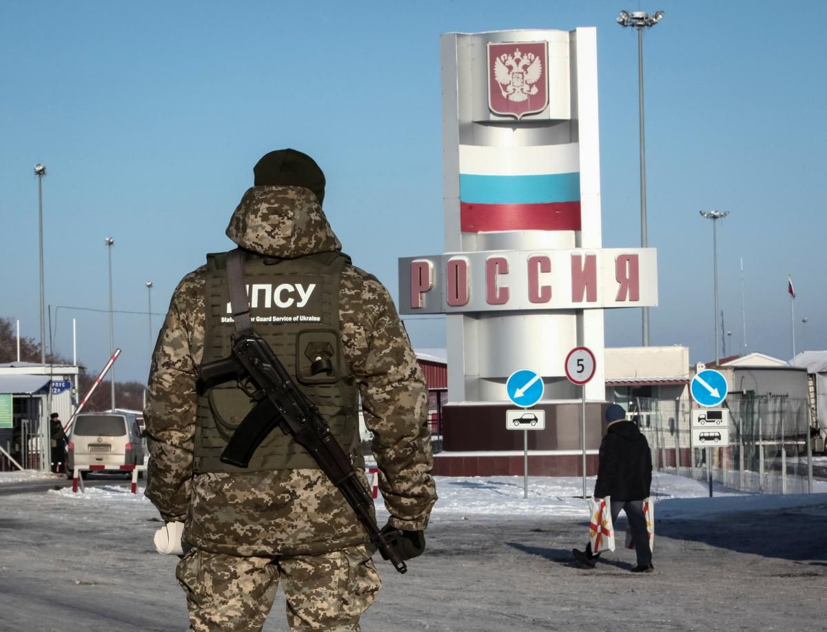 Українцям збираються заборонити перетин кордону з Росією за внутрішнім паспортом
