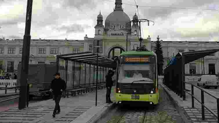 У Львові відновили курсування трамваїв до головного вокзалу