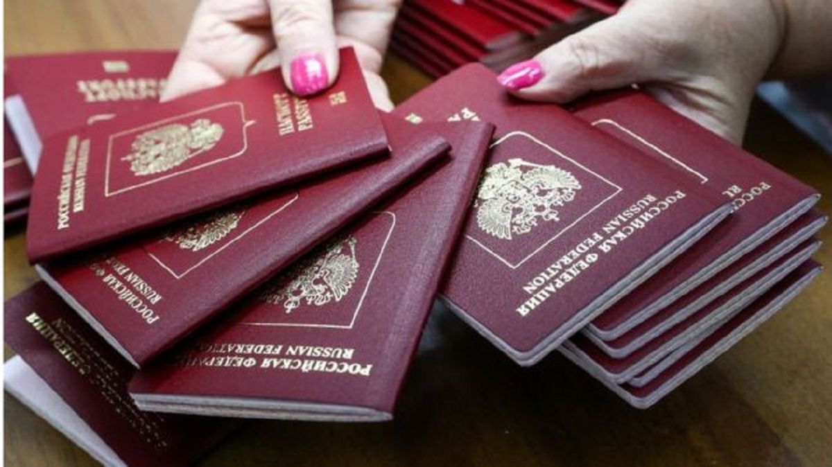 Росія заявила, що російське громадянство отримали понад 120 тис. жителів Донбасу