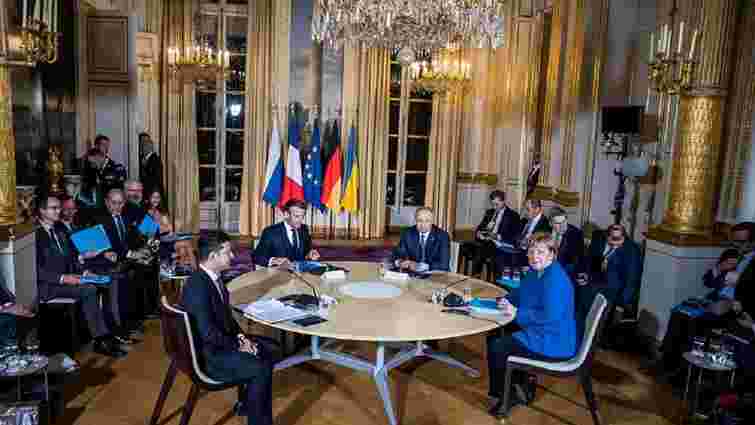Президенти України та Росії домовилися провести обмін полоненими до Нового року