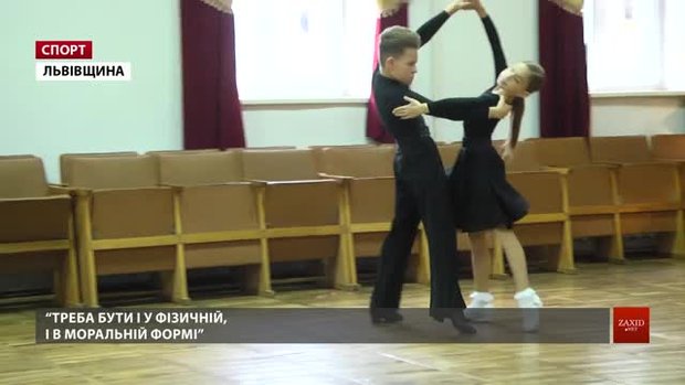 10-річні стрияни Комарницький і Черковська вдруге стали чемпіонами світу з бальних танців