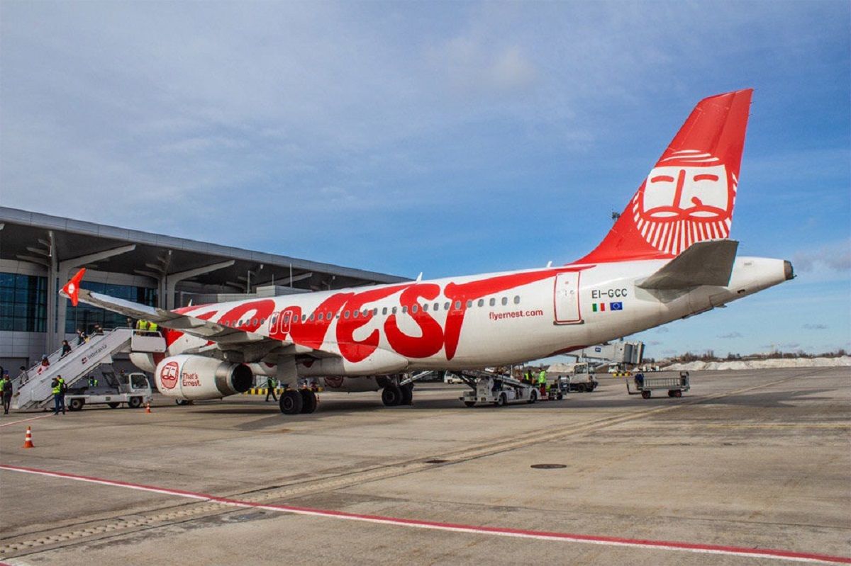 Італійський лоукостер Ernest Airlines призупинив деякі рейси в Україну через нерентабельність