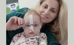 Дівчинка з вагою 480 г потрапила у нову сім’ю