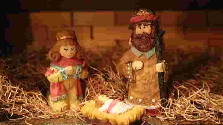 Майже половина львів'ян готові святкувати Різдво лише 25 грудня
