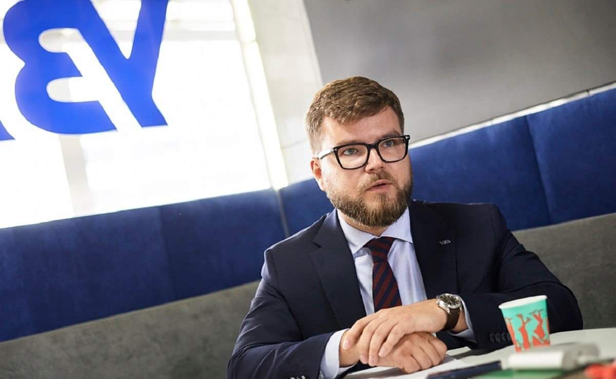 Голова «Укрзалізниці» Євген Кравцов подав у відставку