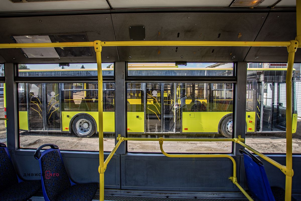 Низка автобусних маршрутів Львова курсуватиме 1 січня за зміненими графіками