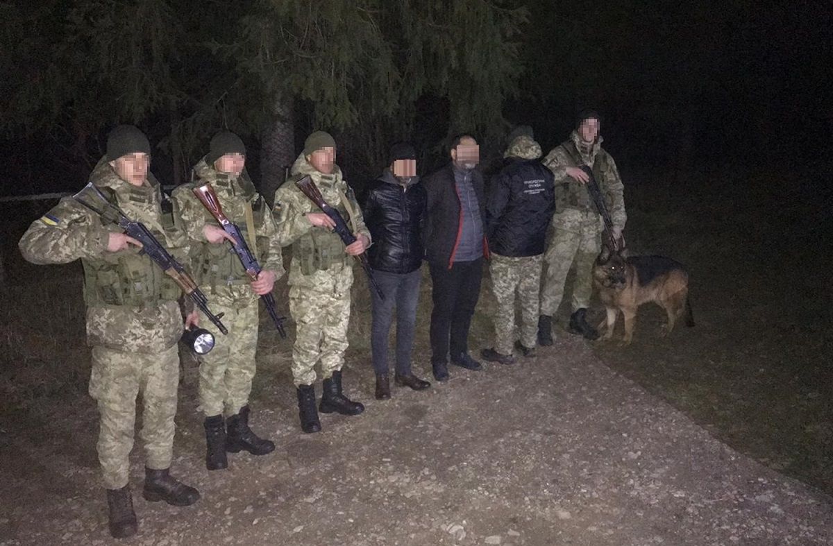 На Львівщині у Святвечір прикордонники затримали двох нелегалів з Туреччини