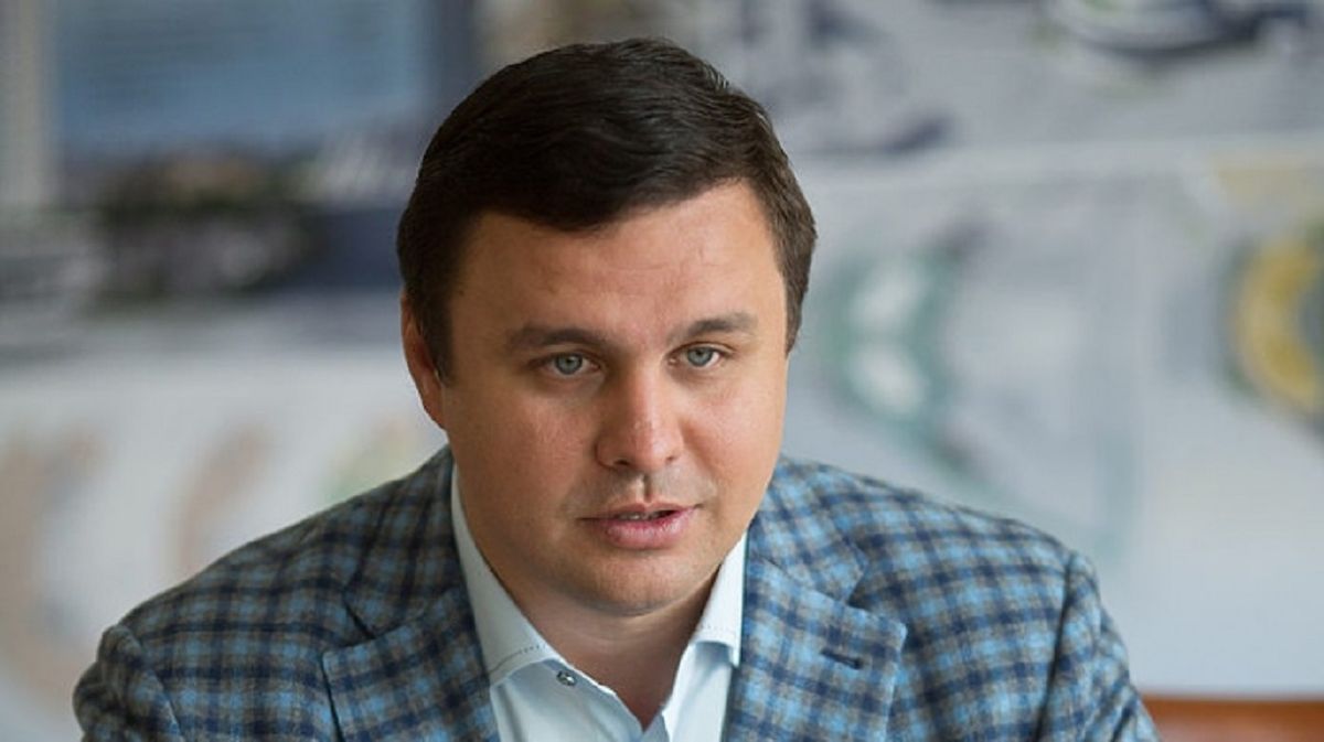 Суд арештував земельні ділянки компанії-забудовника екс-депутата Максима Микитася