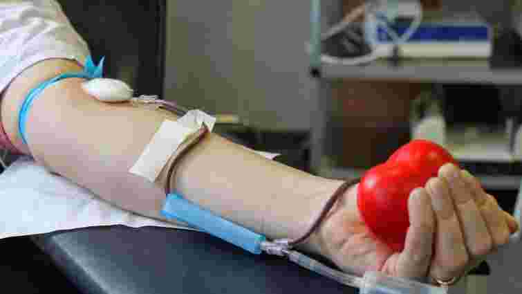 До Львівського центру крові за три дні прийшло майже 200 донорів