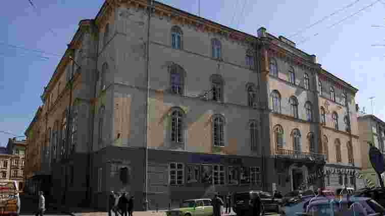 Міноборони заявило про продаж Будинку офіцерів у центрі Львова