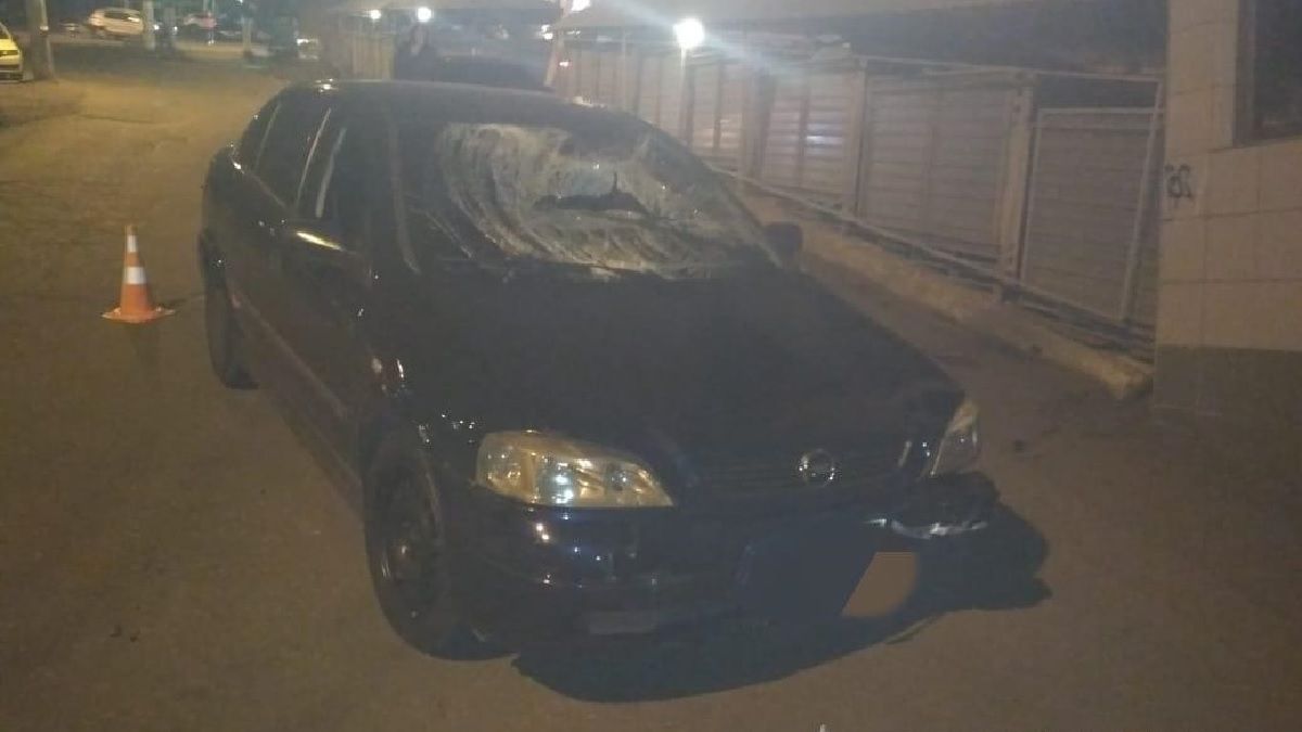 В Одесі п'яний поліцейський збив двох пішоходів та шлагбаум
