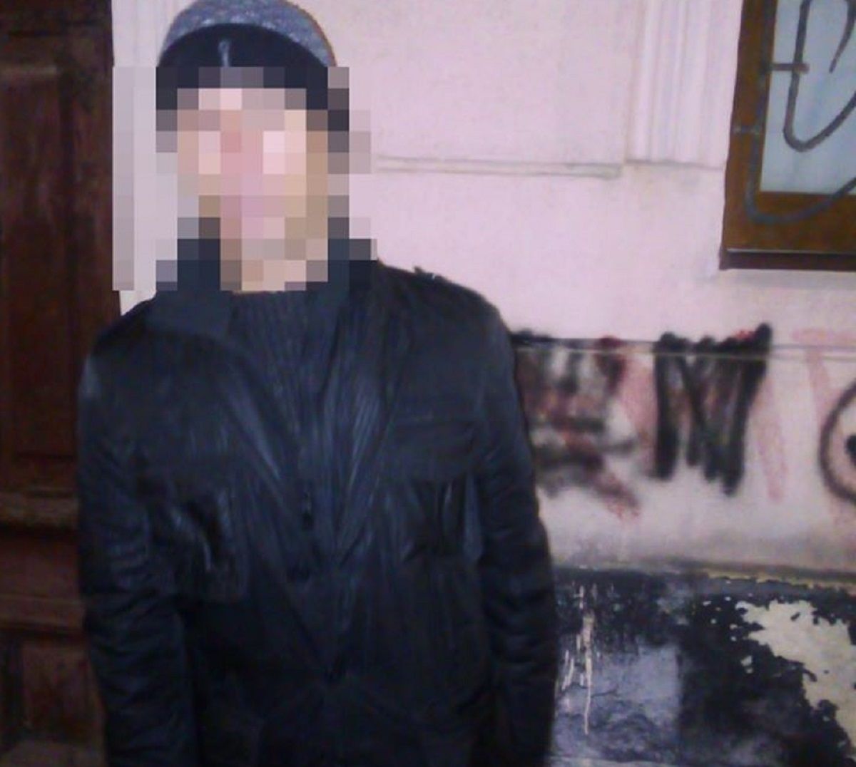 У Львові троє грабіжників обікрали нетверезого юнака на очах у поліції