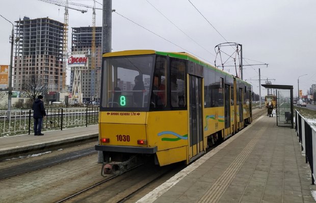У трамваях та тролейбусах Львова підняли вартість півторагодинних і туристичних квитків
