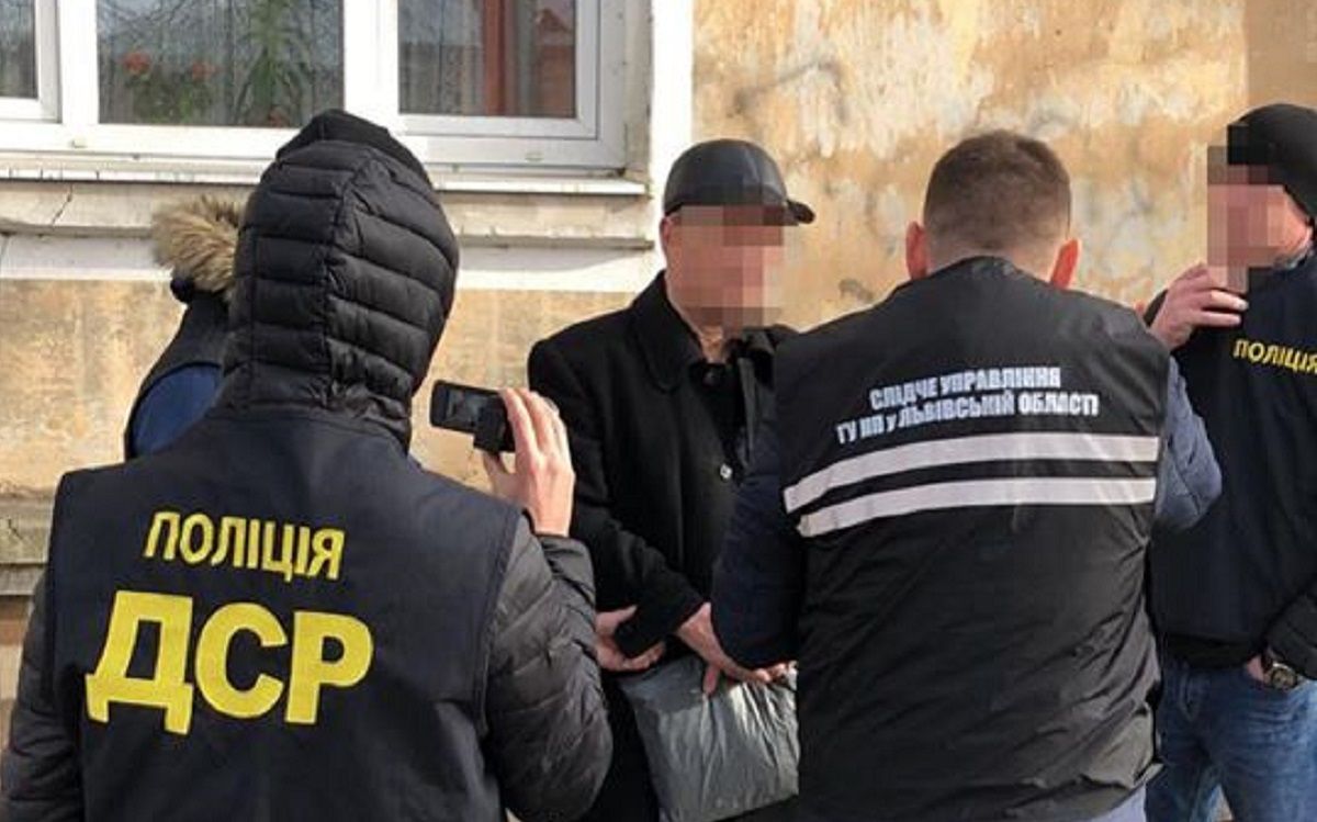 Львівська поліція інсценувала підпал автомобіля військового комісара, щоб затримати замовника