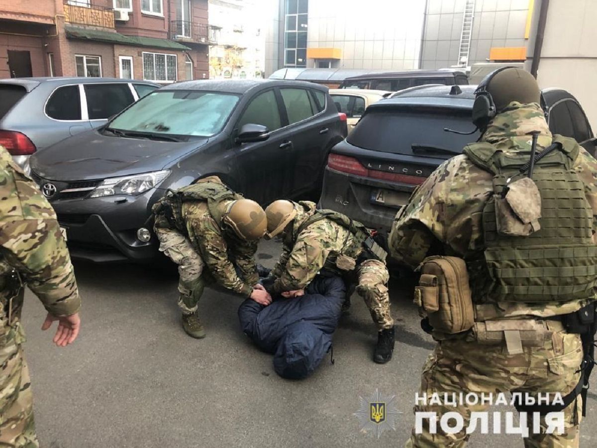 Підозрюваний у вбивстві Аміни Окуєвої отримав українське громадянство за підробленою довідкою