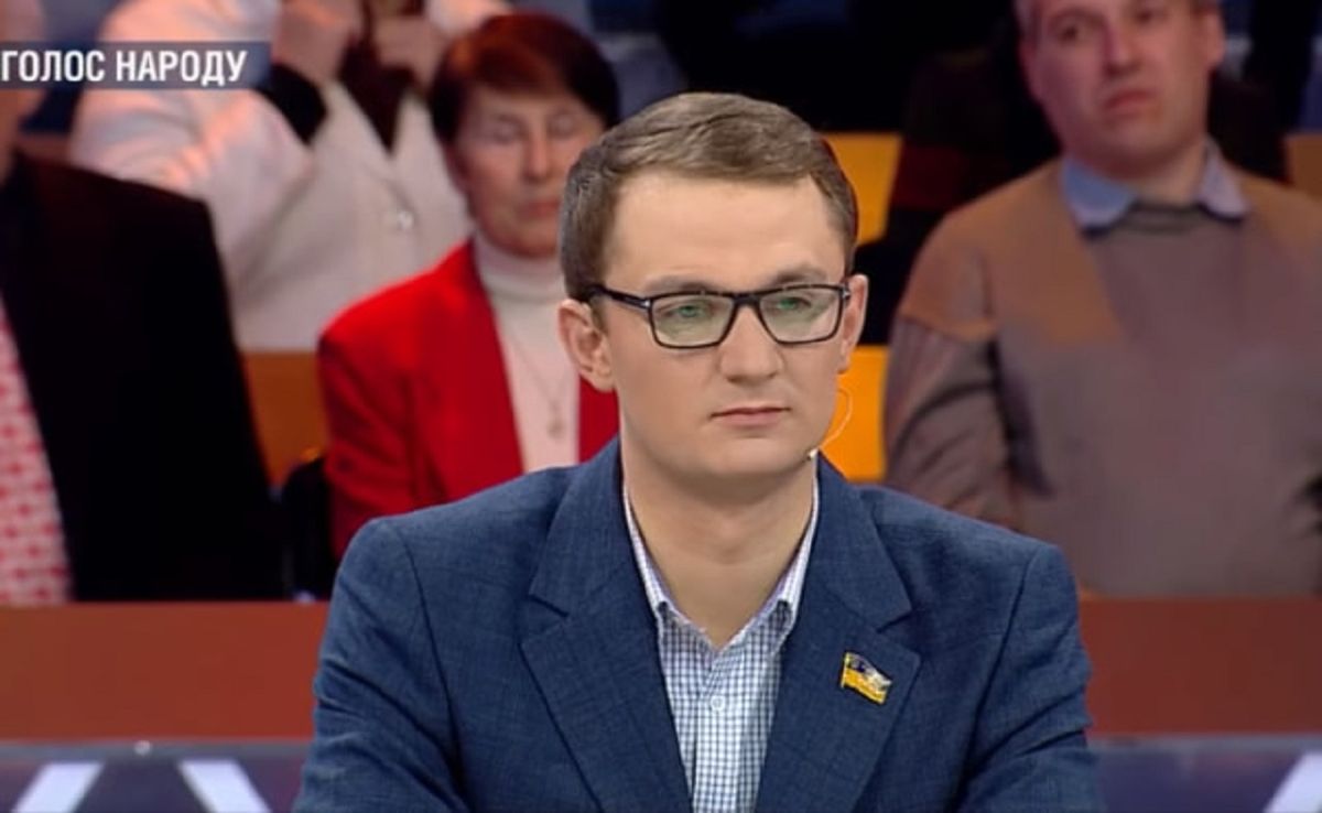 Депутат від СН Євгеній Брагар порадив пенсіонерці продати собаку, щоб оплатити комуналку