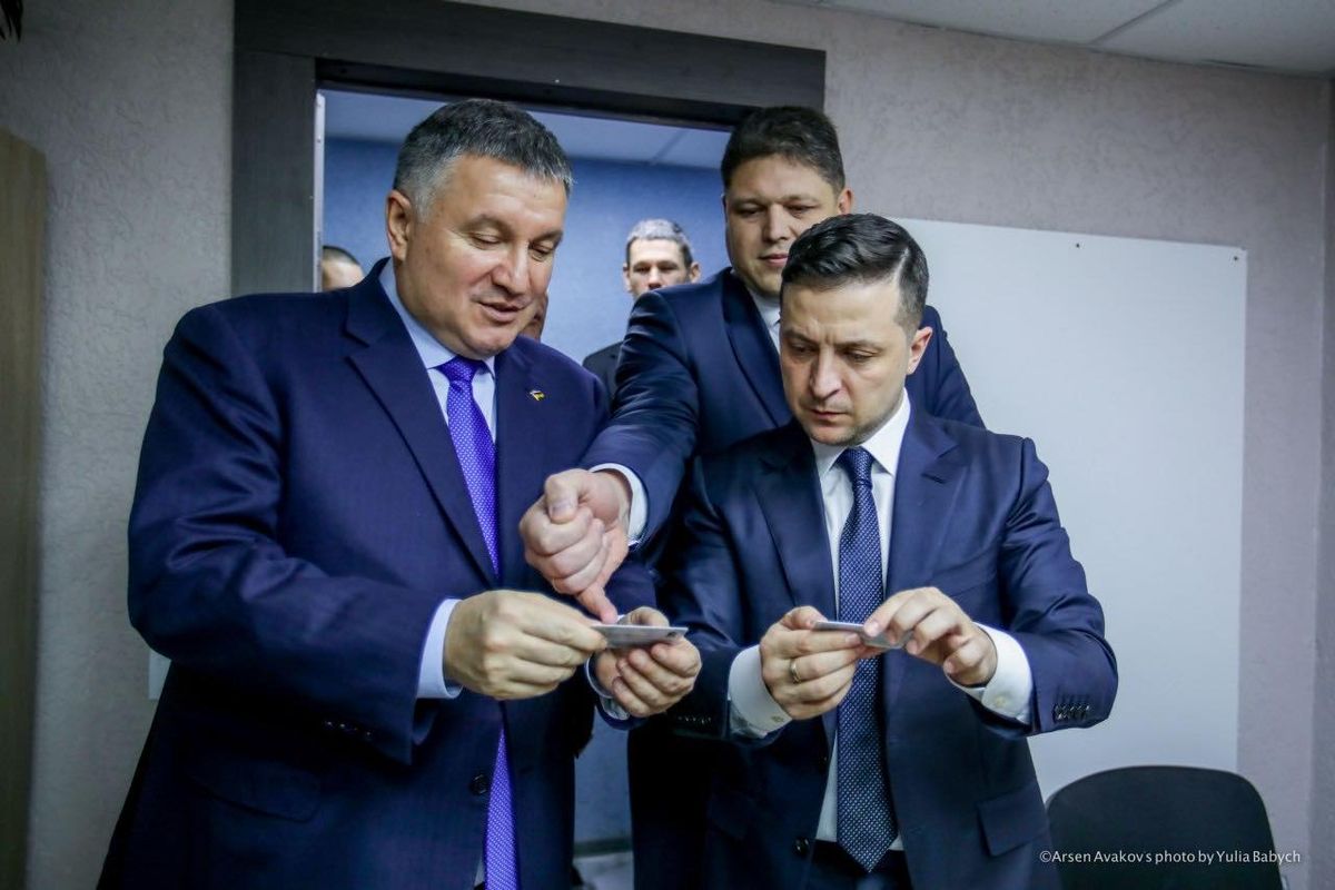 В Україні відсьогодні можна отримати ID-карту з електронним підписом