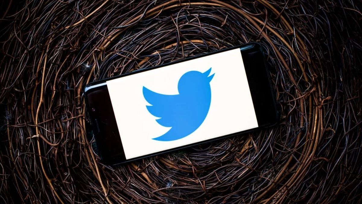 Twitter буде маркувати фейкові фото та відео