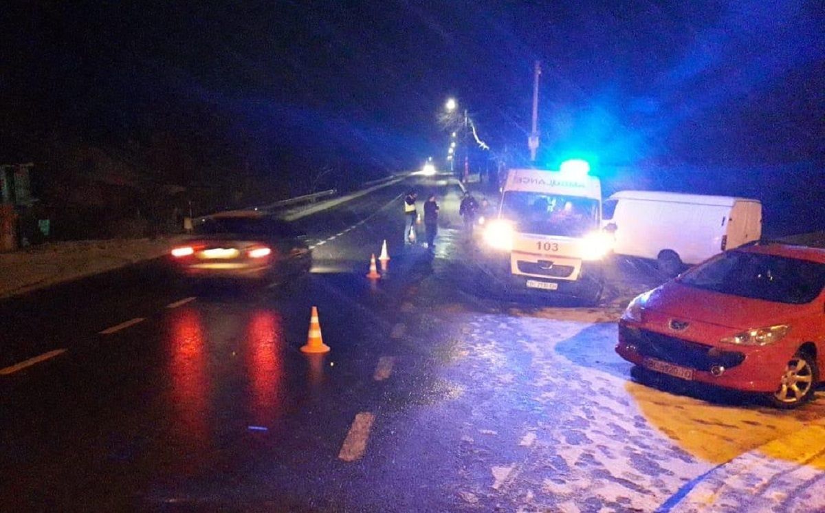 Поліція встановила водія, який збив на смерть 30-річного пішохода на Львівщині