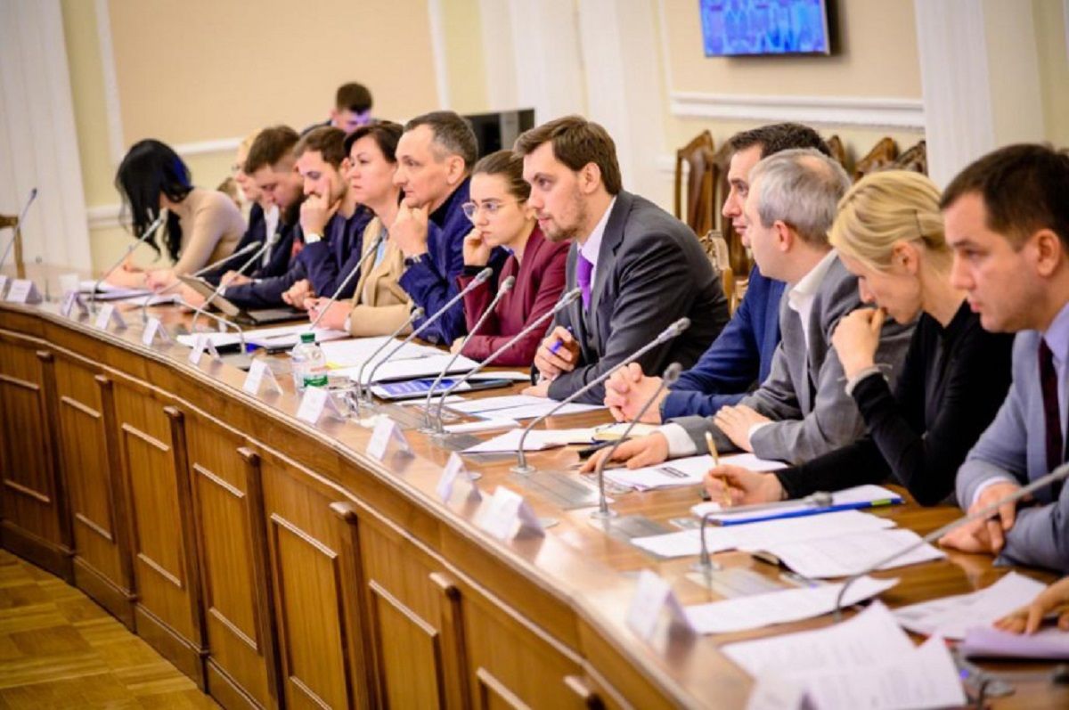 Гончарук розповів про масштабну президентську програму «Велике будівництво»