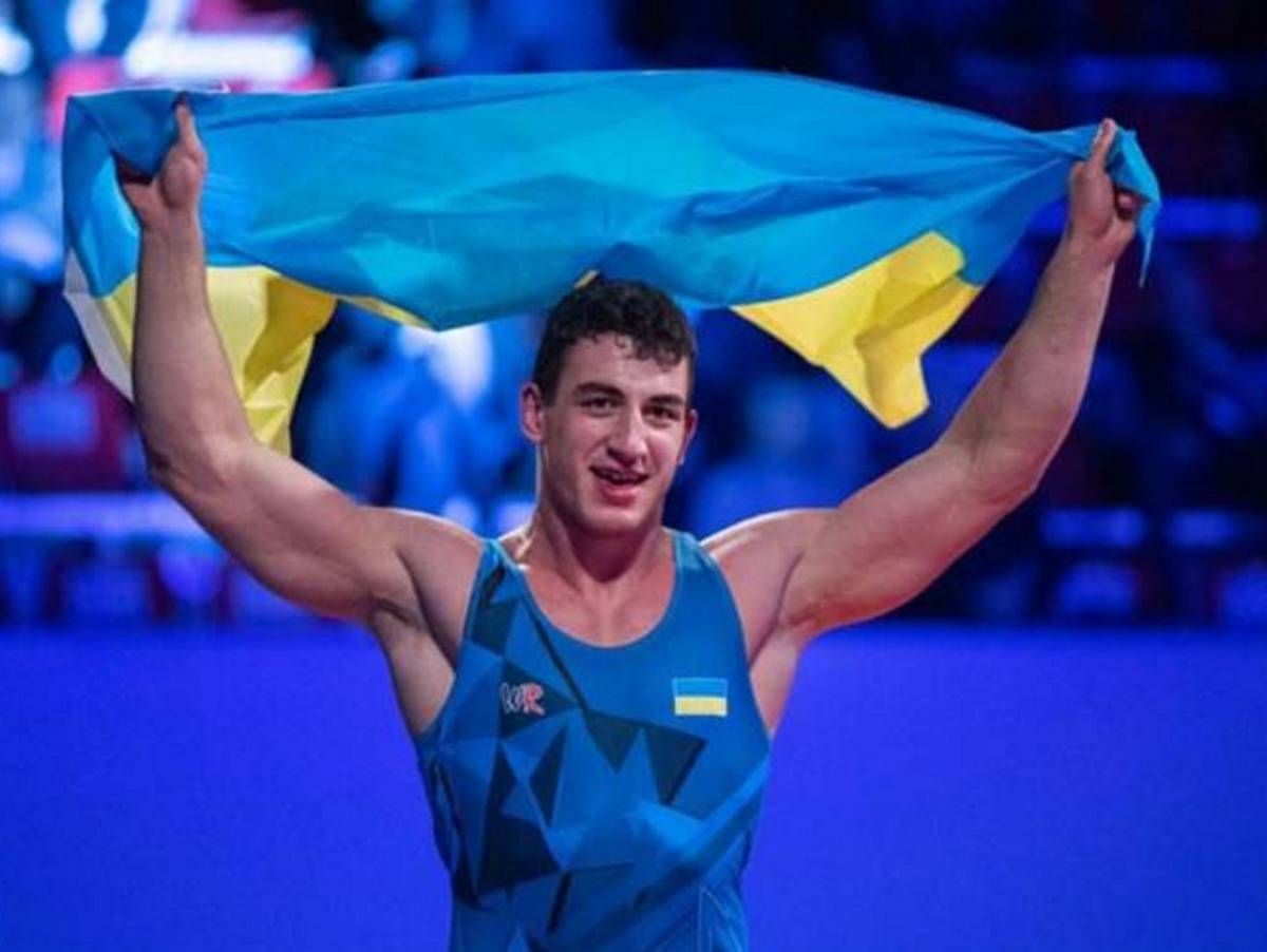 Українець Семен Новіков став чемпіоном Європи з греко-римської боротьби