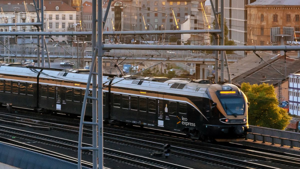 Leo Express відтермінував запуск поїздів з Праги до польсько-українського кордону