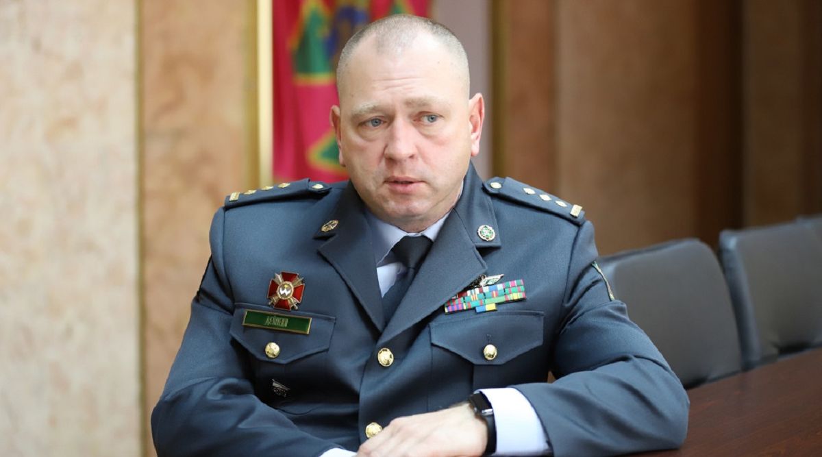Голова ДПСУ пообіцяв публічно показувати тих, хто відмовився обстежитися на кордоні