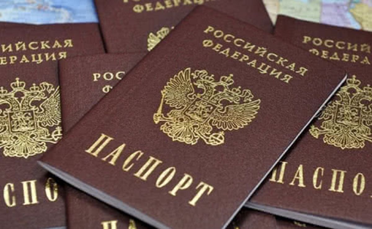 Україна має списки жителів окупованого Донбасу, які отримали російські паспорти, – секретар РНБО