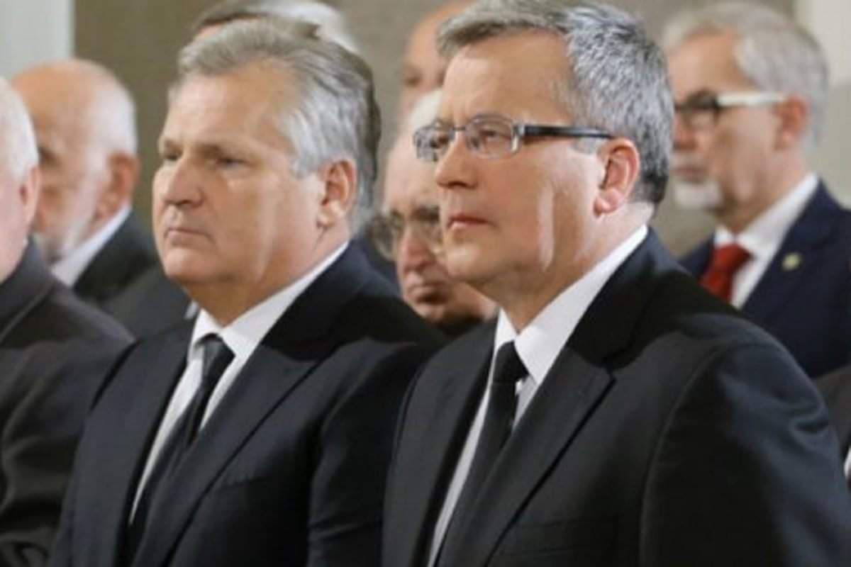 Два екс-президенти Польщі закликали владу країни допомогти українським заробітчанам